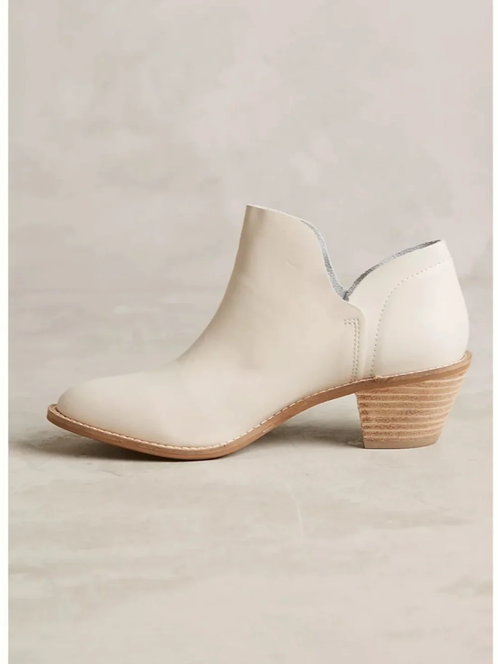 Kelsi Dagger Brooklyn Kenmare Ankle Booties Off White/Cream Size 7.5 NWOB